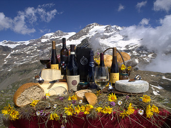 Typical products of Valle d'Aosta (photo Visitmonterosa)