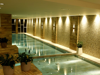 Monterosa SPA indoor swimming pool