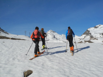 Sci alpinismo per godersi la montagna invernale e primaverile (foto Visitmonterosa)