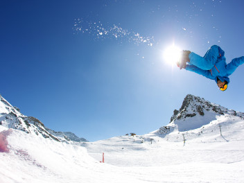 Snowboard al Monterosa Ski (foto Visitmonterosa)